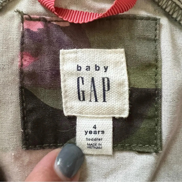 GAP Kids Floral camo parka poncho, Size 4T - Picture 2 of 7
